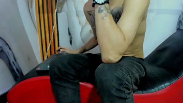 Straight_Guy22 live sex cam