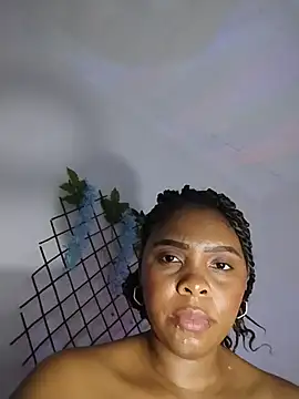 collegechica's cam snapshot