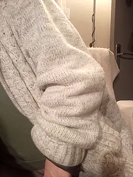 teekoine1's cam snapshot