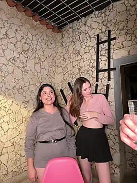 kevin_hotgirls's cam snapshot