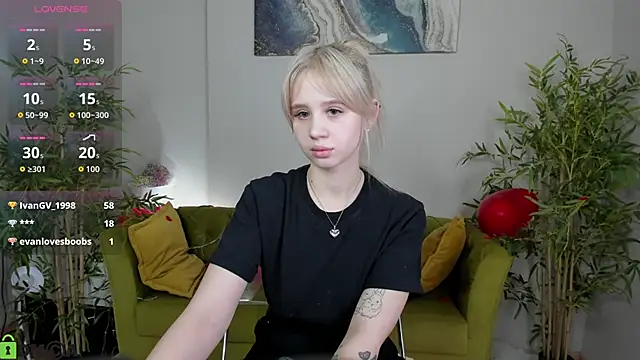 Valerie_Woods's cam snapshot