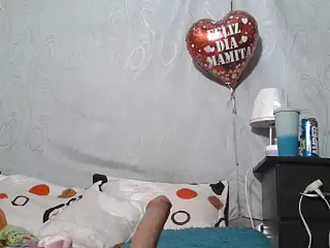 CataleyaRosee live sex cam