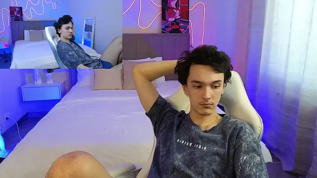 MoonlinSkinn live sex cam