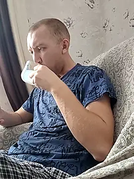 _uncle_Mitya-43_'s cam snapshot