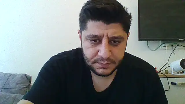 erkekkkadam's cam snapshot