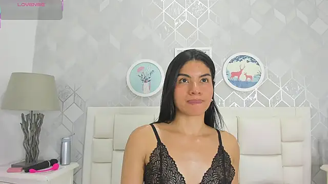 naia_cox's cam snapshot