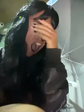 SalyTredelMonte live sex cam