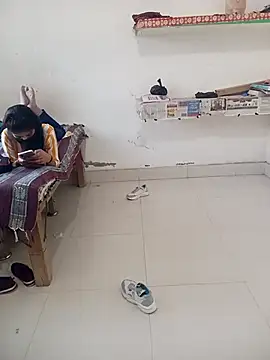 Sarita-school's cam snapshot