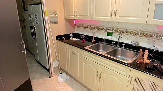 NatazhaQueen's cam snapshot