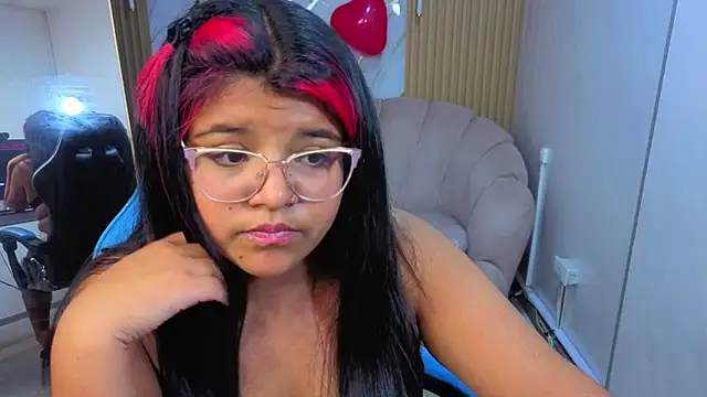 Alice_b_'s cam snapshot