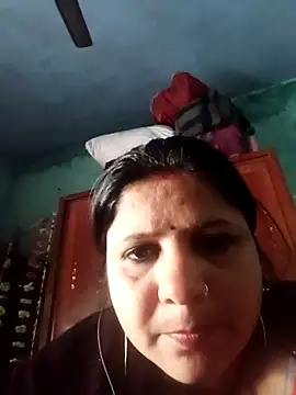 cute_naina1213's cam snapshot