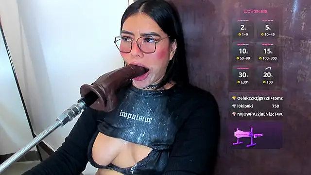 pocahontas_lantina's cam snapshot