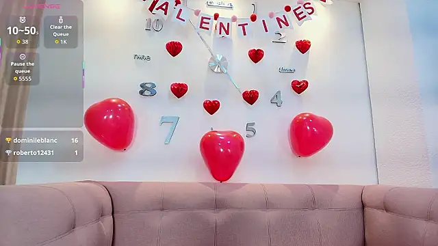 Luna_Millers's cam snapshot