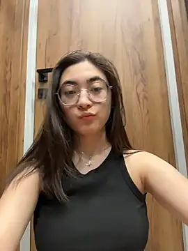 MeilideQian1's cam snapshot