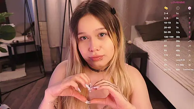 Love_audirs6's cam snapshot