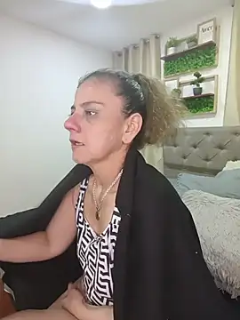 sasi_luna's cam snapshot