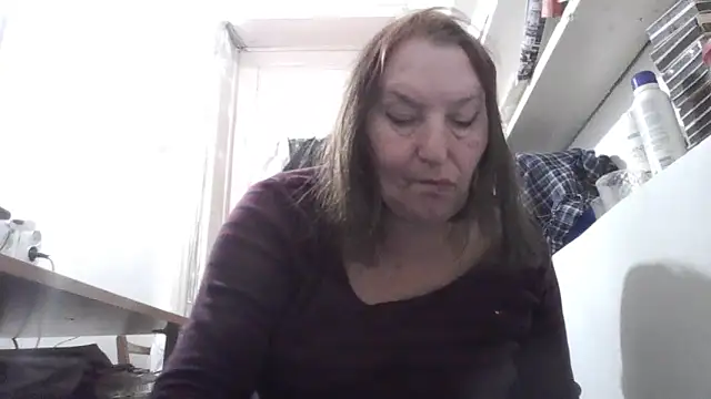 AnnaLive570's cam snapshot