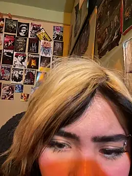 pinkybombon's cam snapshot