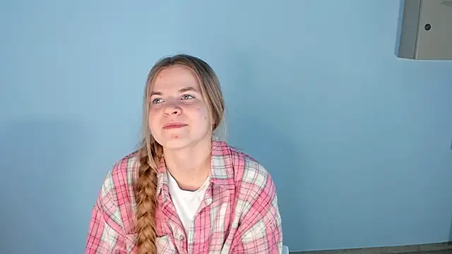 VikiSwauger's cam snapshot