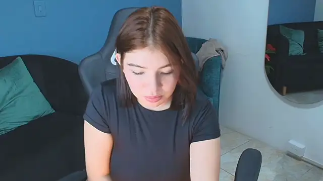 Zamira_Taylor's cam snapshot