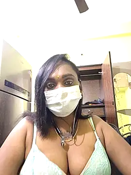 Dharshini98 live sex cam