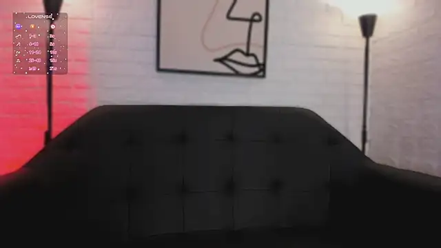 lucy_neil's cam snapshot