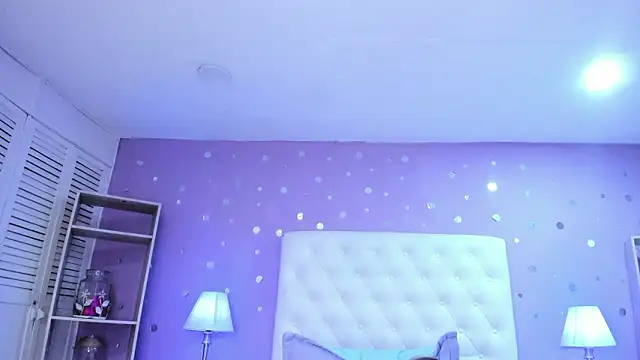 scarlette_15_'s cam snapshot