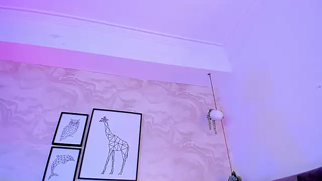 Alyssia_Collins's cam snapshot