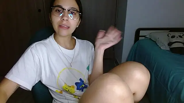 mia__lopez_'s cam snapshot