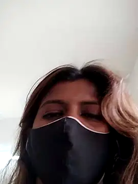 Ruchika143's cam snapshot