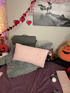 Angel-Lewd-Cake live sex cam