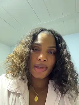 AuroraBrow's cam snapshot