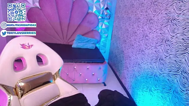 toky_doll's cam snapshot