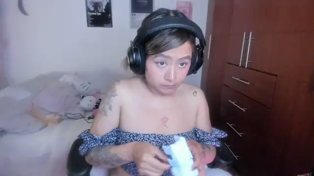 StephaniFox's cam snapshot