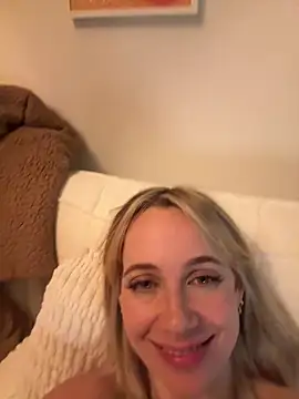 rileylovesyou live sex cam