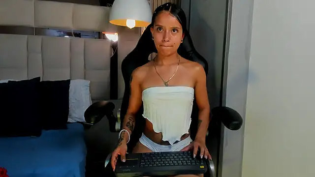 SaraJoness__'s cam snapshot