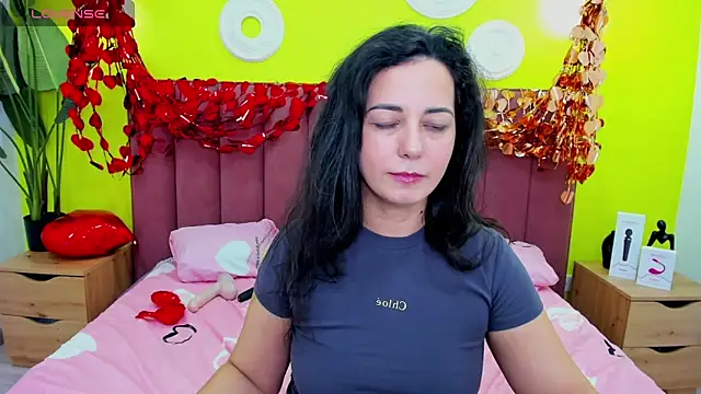 Linda_Insatiable's cam snapshot