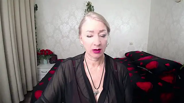 hunters_woman's cam snapshot