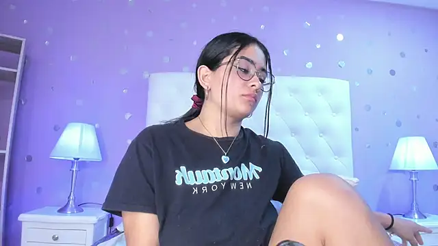 scarlette_15_'s cam snapshot