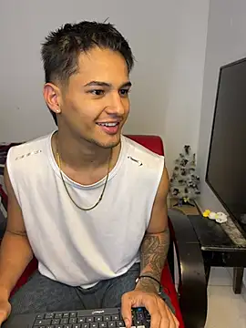 Alex_mojica live sex cam