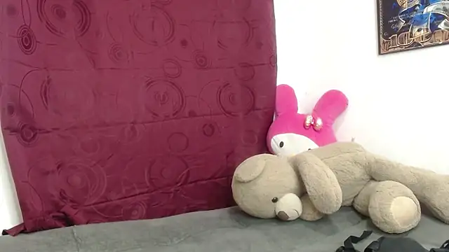 Goddess_explosive777's cam snapshot