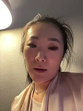 AikoYamada live sex cam