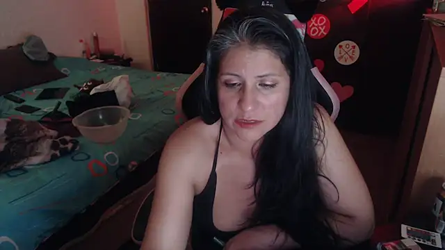 LucifernandaSw live sex cam