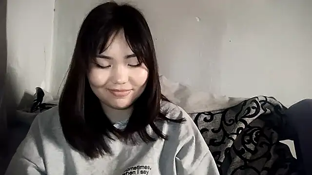 MollyAsian live sex cam