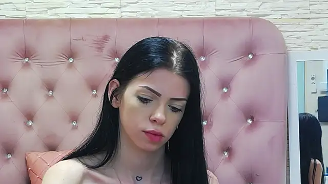 PeachyElla26's cam snapshot