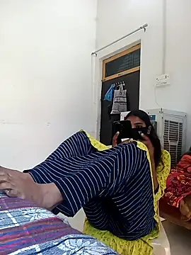 Riya_917 live sex cam