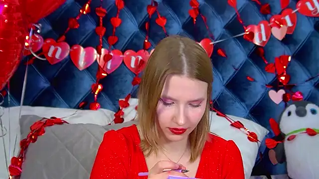 LiliLinn live sex cam