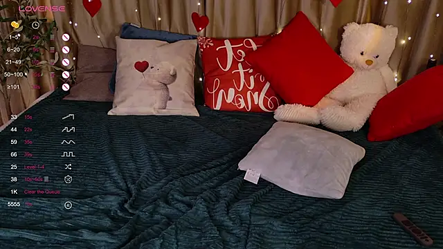 FreyaRaya's cam snapshot