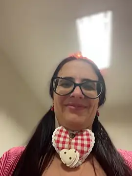 NataKitten live sex cam