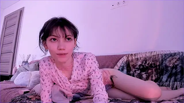 MiaPimmy's cam snapshot